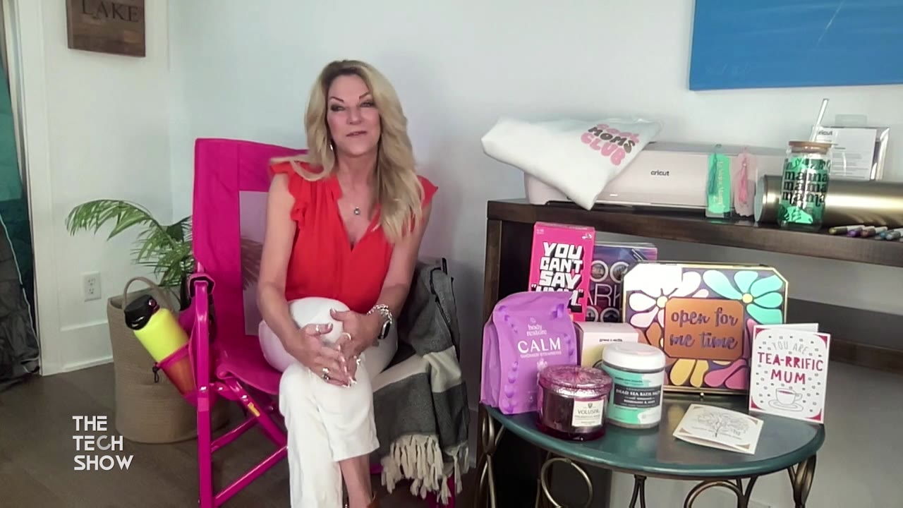 Mother’s Day Gifts Ideas  With Mom-on-the-run Colleen Burns